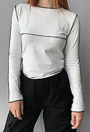 Beyaz Ters Dikiş Uzun Kollu Bluz